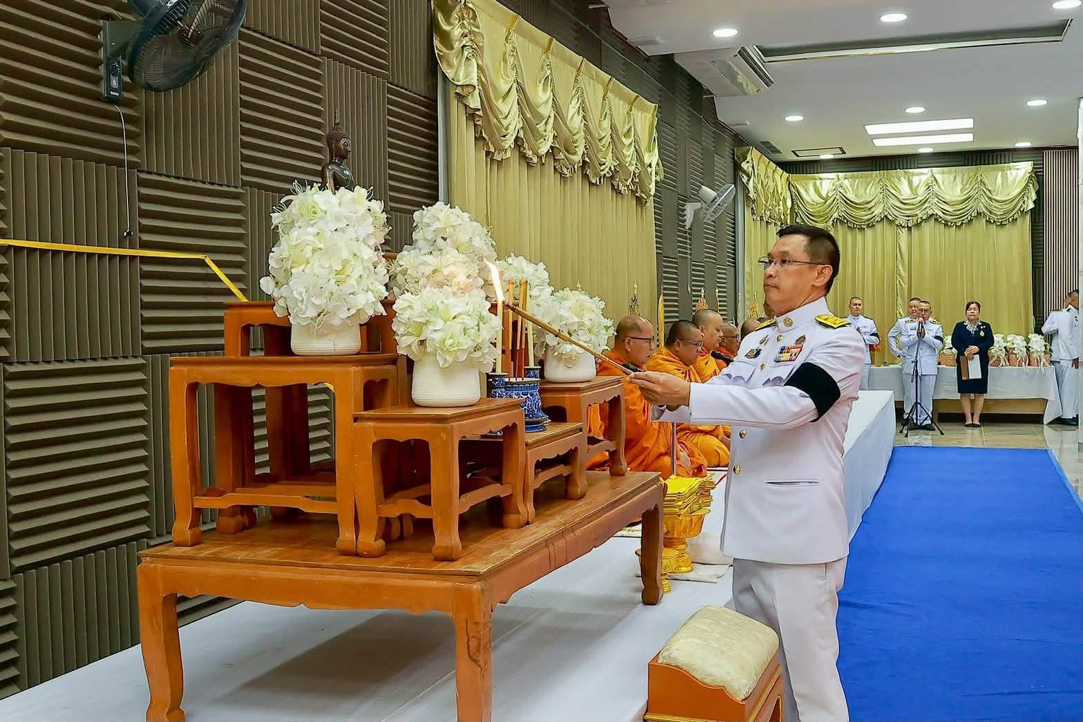 title - สำนักงานการปฏิรูปที่ดินจังหวัดแม่ฮ่องสอน ร่วมรัฐพิธีวันที่ระลึกคล้ายวันสวรรคตสมเด็จพระนารายณ์มหาราช ประจำปี 2569
